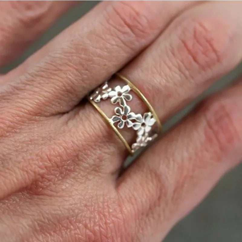 Pierścionek Złoty i Liście Srebrne