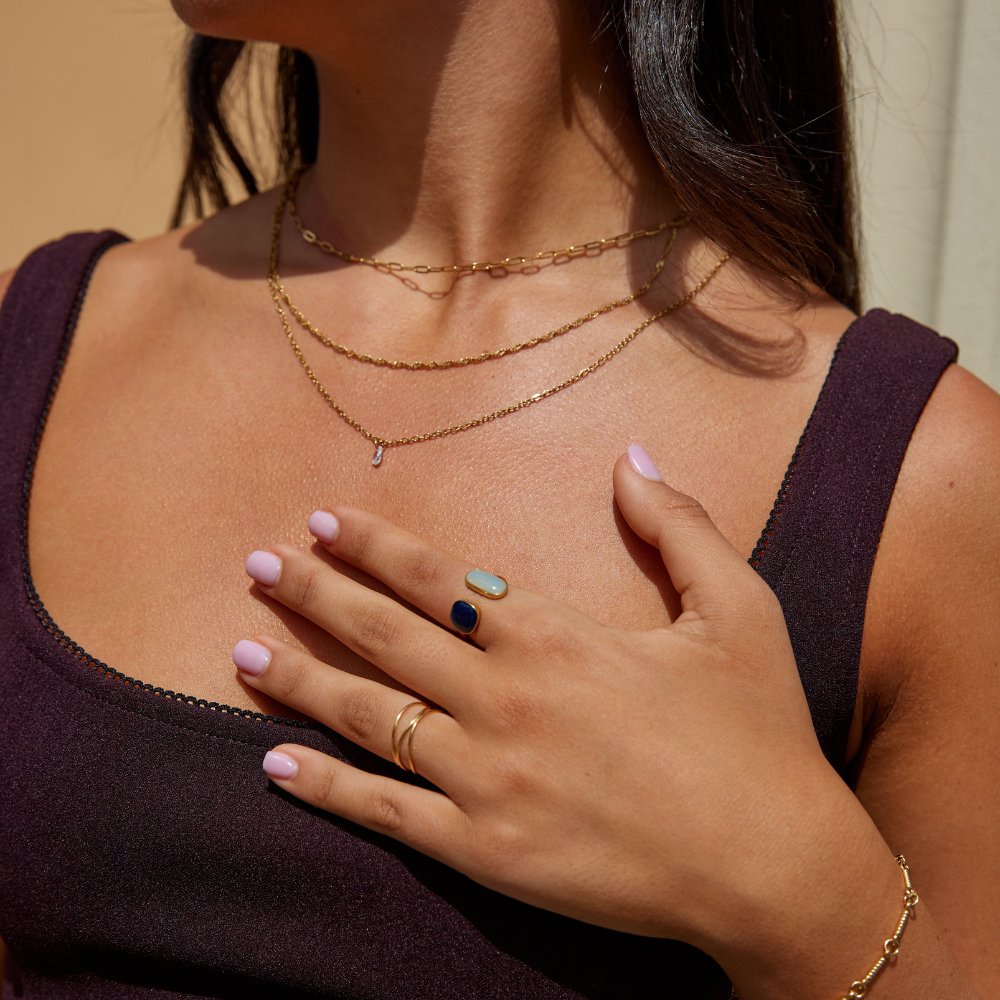 Pierścionek Otaczający Akwamarynę