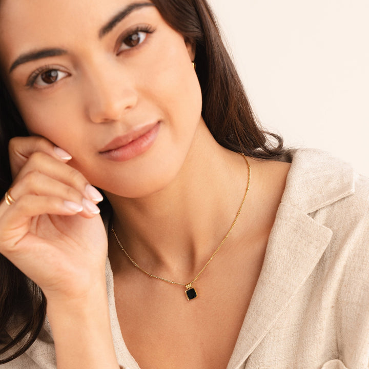 Naszyjnik Wisór Lucja - Czarny